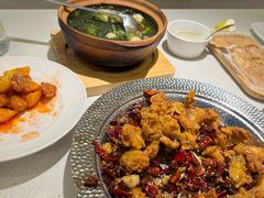 -小鱼小牛·鱼牛干锅·脆鱼火锅(世欧广场店)