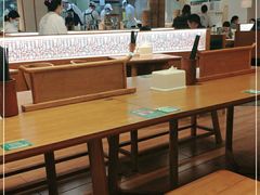 大堂-诚铭记·虾仁汤包·成都小吃(融创店)