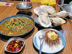 -蚝堡海鲜·威海菜·海肠捞饭·烧烤·亚洲吃蚝公司(幸福门店)