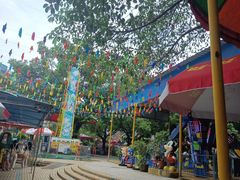 -顺德大良半月城游乐场