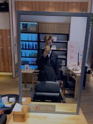 -Mentor Hair Salon
