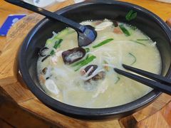 -桥香园过桥米线(国贸店)