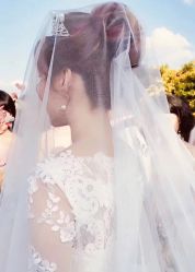 -Flora婚纱礼服定制租赁店