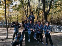 -亲兄弟真人CS团建拓展基地
