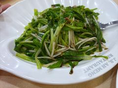 -新山亚明小厨