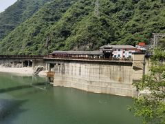 -汉中石门栈道风景区