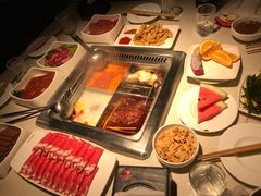 -海底捞火锅鲜切牛肉主题店(长寿路店)