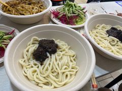 -黑八私房老北京炸酱面