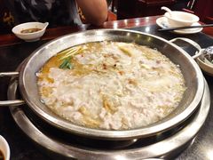 -老来福·非遗酸汤兔(凯旋路店)