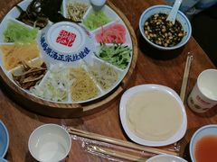 -怪噜范·老贵阳街头名小吃(鸿通城店)