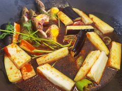 -缘福乡村铁锅炖民宿(八达岭店)