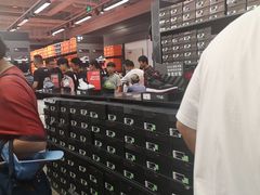 -NIKE上海青浦优选体验店