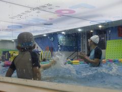 -龙格亲子游泳·水育早教运动中心(龙湾天街店)