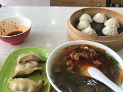 -珊珊小笼馆(仙霞路店)