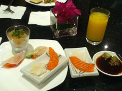 Yvonne 063-上海西藏大厦万怡酒店