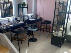 -ME觅妆·定制美妆·彩妆私教(菱角湖店)