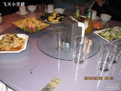 正在上菜呢-云之南(八里庄店)