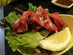牛小排-虎焱炭火烧肉