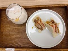 -雪梅月子中心(华侨城店)