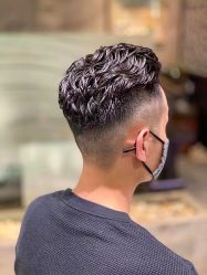 -贝勒爷专业男发