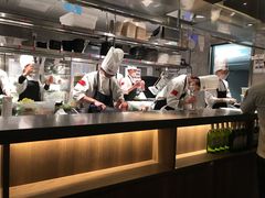 -捞王锅物料理(上海世茂广场店)