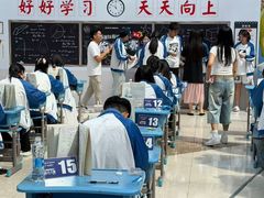 -万达广场(南昌红谷滩店)