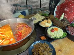 -湊湊火锅·茶憩(南京东路悦荟店)