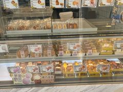 -鲍师傅糕点(大沽南路店)