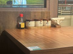 -良米山·云南野生菌过桥米线(上海首店)