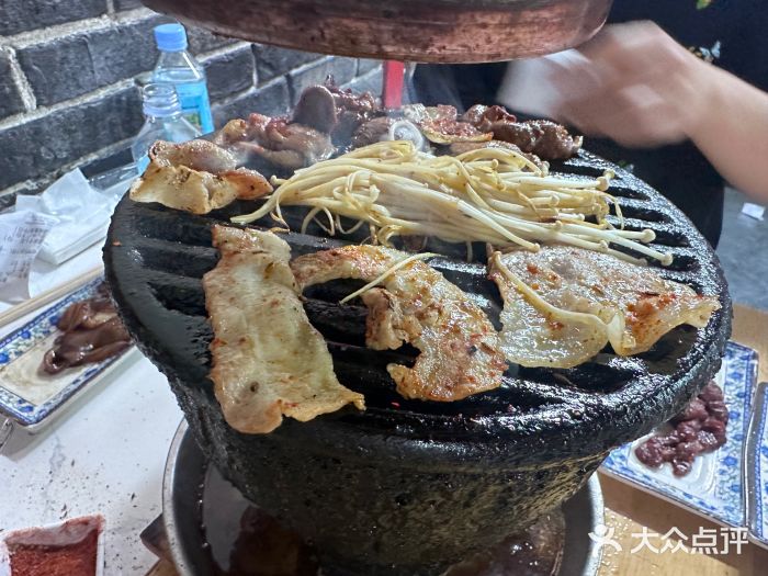 大槐树烤肉馆图片