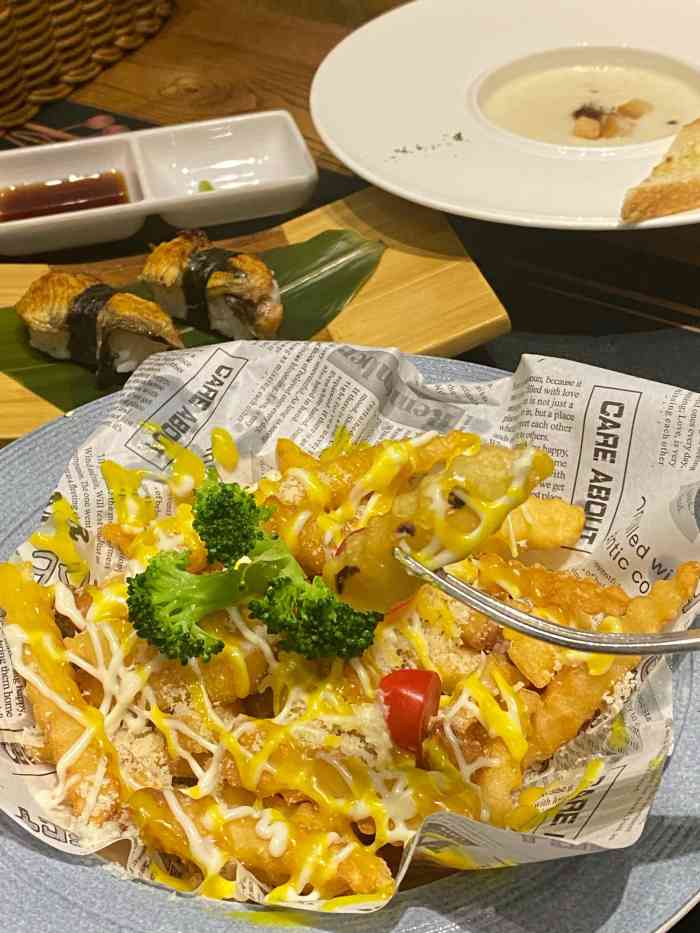 卡芭蒂娜·小西餐(万象城店)-"[薄荷]环境: 在万象城里面弯弯绕绕的具