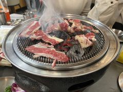 -围炉肉舍•炭烤活鳗•丹东海鲜烤肉(步行街店)