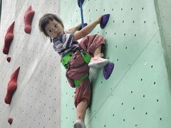 -蓝天攀岩-青少年训练(罗湖益田假日广场店)