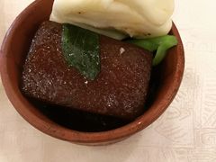 -楼外楼·停车场