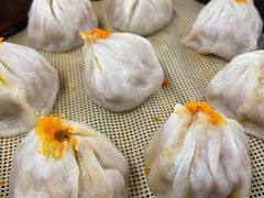 蟹粉小笼包-忆秦园小笼包(惠山古镇总店)