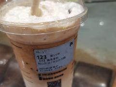 -瑞幸咖啡(百汇时代广场店)