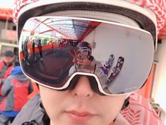 -乔波室内滑雪场