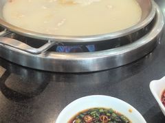 -老来福·非遗酸汤兔(凯旋路店)