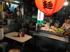 -六合夜市