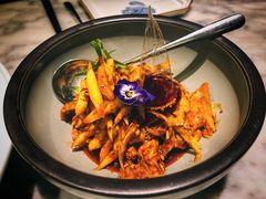 敲糖棒棒鸡-辛香汇·现炒川菜(淮海路百盛店)