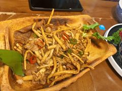 -雀舞云南菜(天津天河城购物中心店)