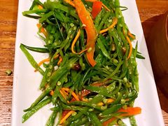 -云海肴·汽锅鸡·云南菜(天山百盛优客店)