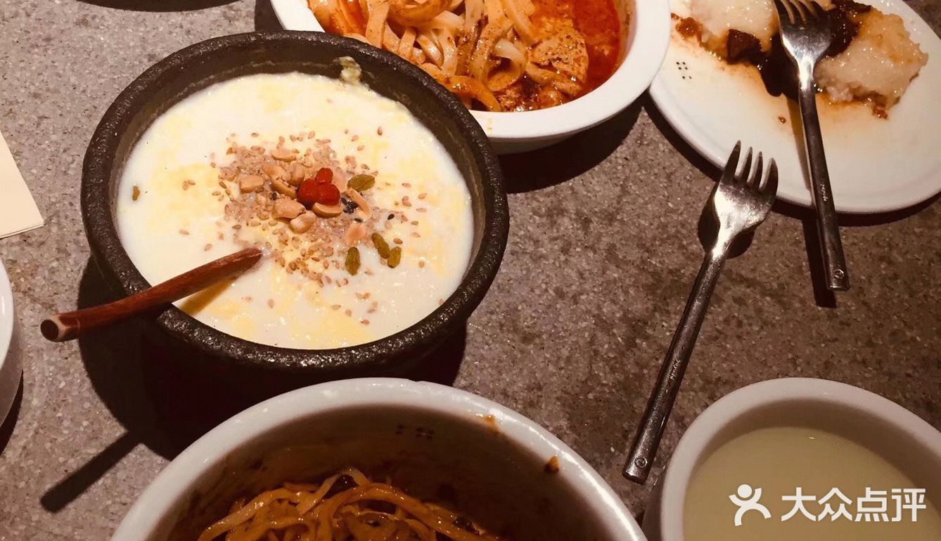 那里花园的这家小店吃了一次还想吃第二次[流泪]性价比超高！！