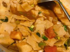 -楼兰古丽·新疆拌面·清真(华阳城店)