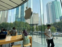 -Apple零售店(新街口店)