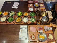 -银米·云南传统过桥米线(双廊黑金冠店)