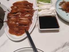 -梅利汴京烤鸭•开封豫菜地标店(东大街店)