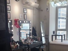 -红像馆连锁精致证件照职场照(中关村店)