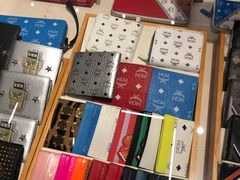 -MCM(比斯特上海购物村店)