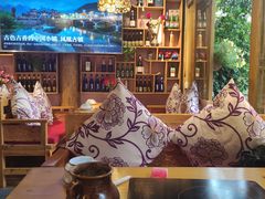 大堂-民食香·腊排骨野生菌美食(木府店)